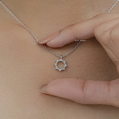 Floral Style Round Diamond Dainty Pendant Pendant