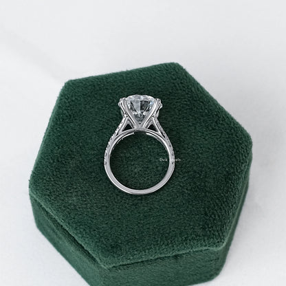 Round Cut Lab Diamond Split Shank Accent Ring