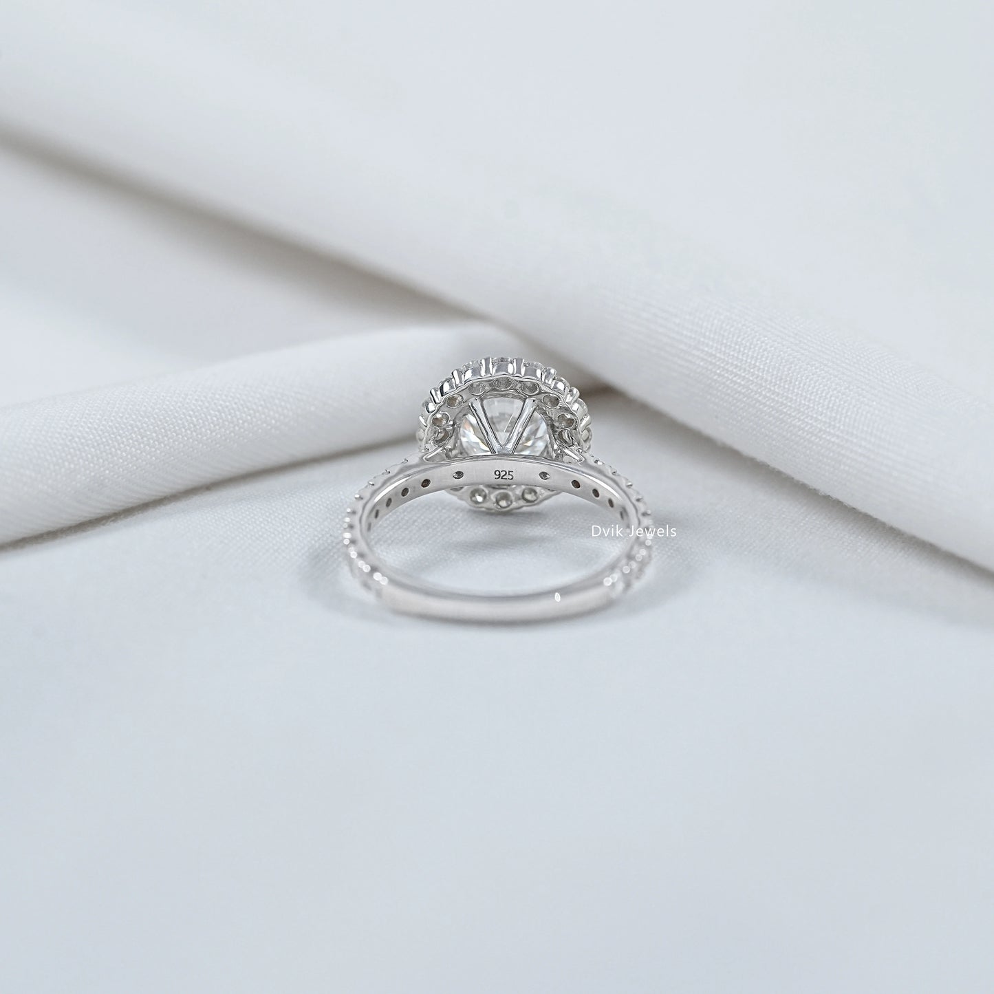 Round Cut Lab Grown Diamond Halo Ring