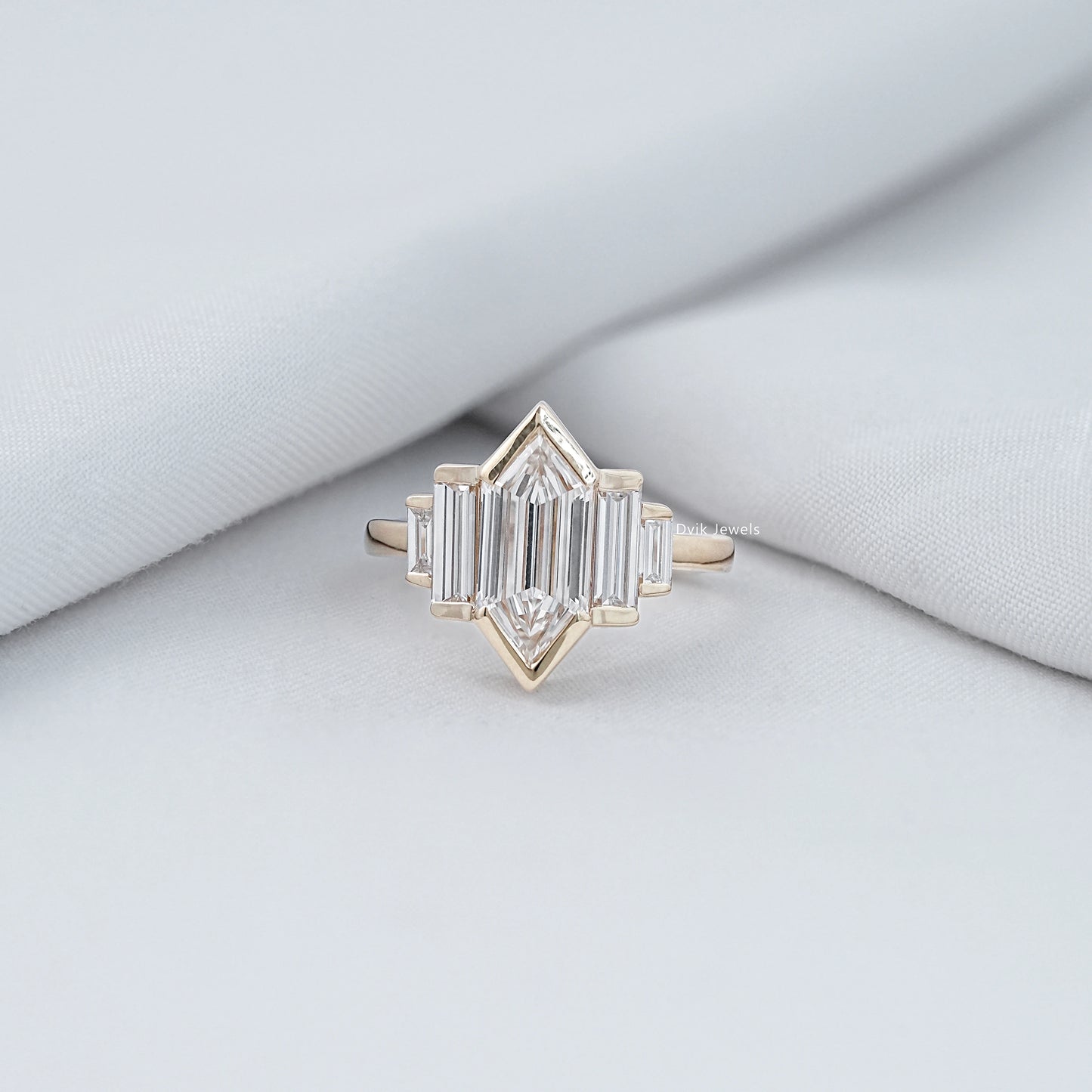 Hexagon Shape Half Bezel Set Five Stone Ring Ring