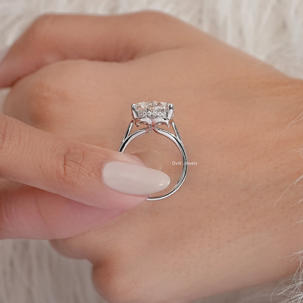 Hidden Halo Oval Diamond Split Ring