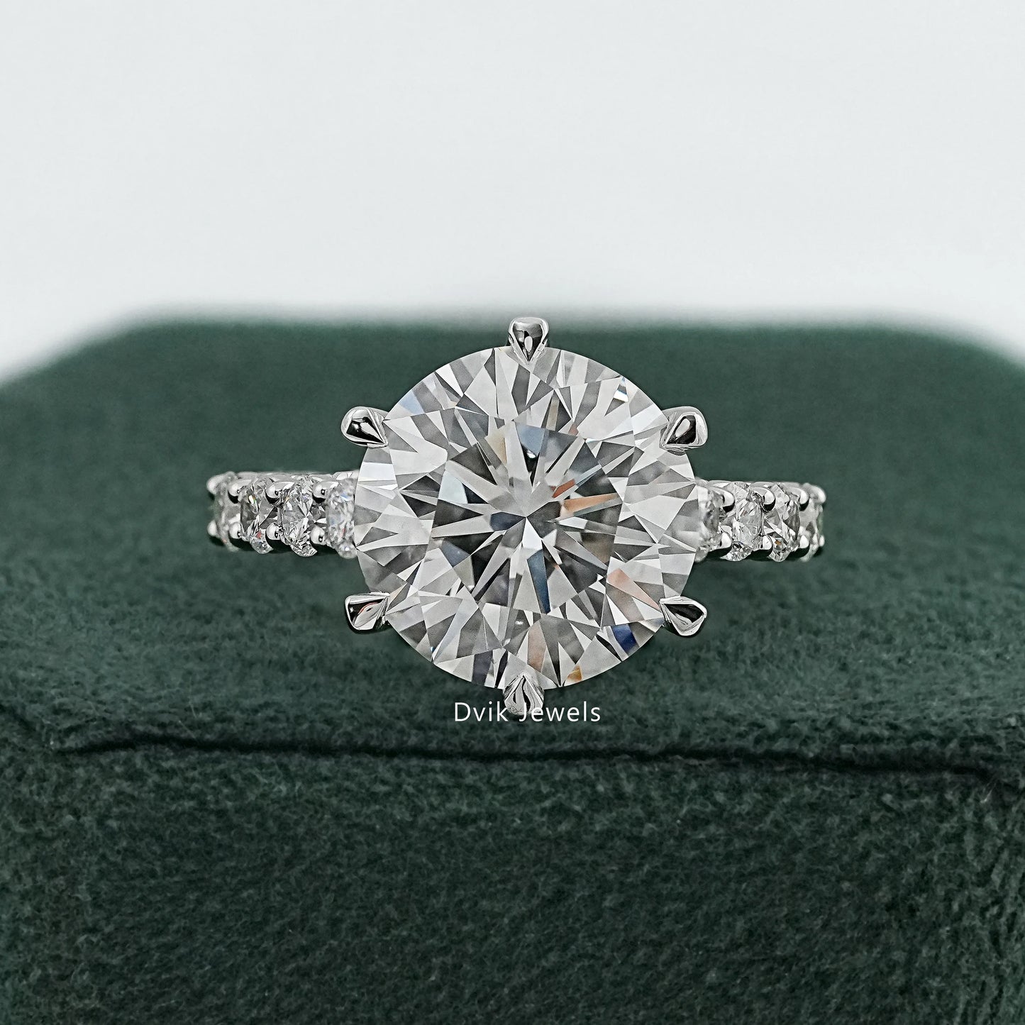Round Lab Diamond Hidden Halo Cross Gallery Accent Ring Ring