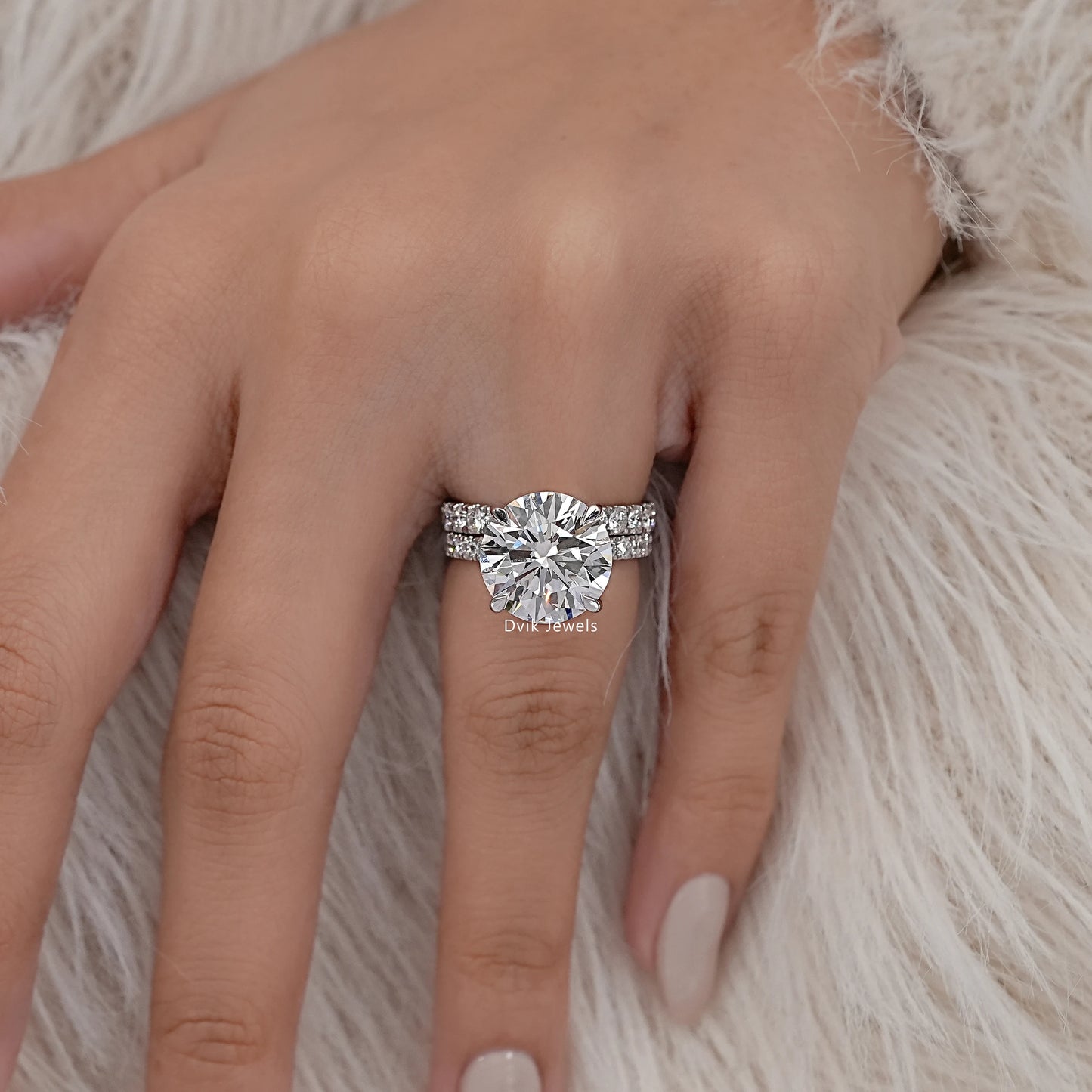 Round Cut Diamond Bridal Wedding Ring Set