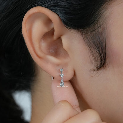 Round Cut Diamond Drop Earrings