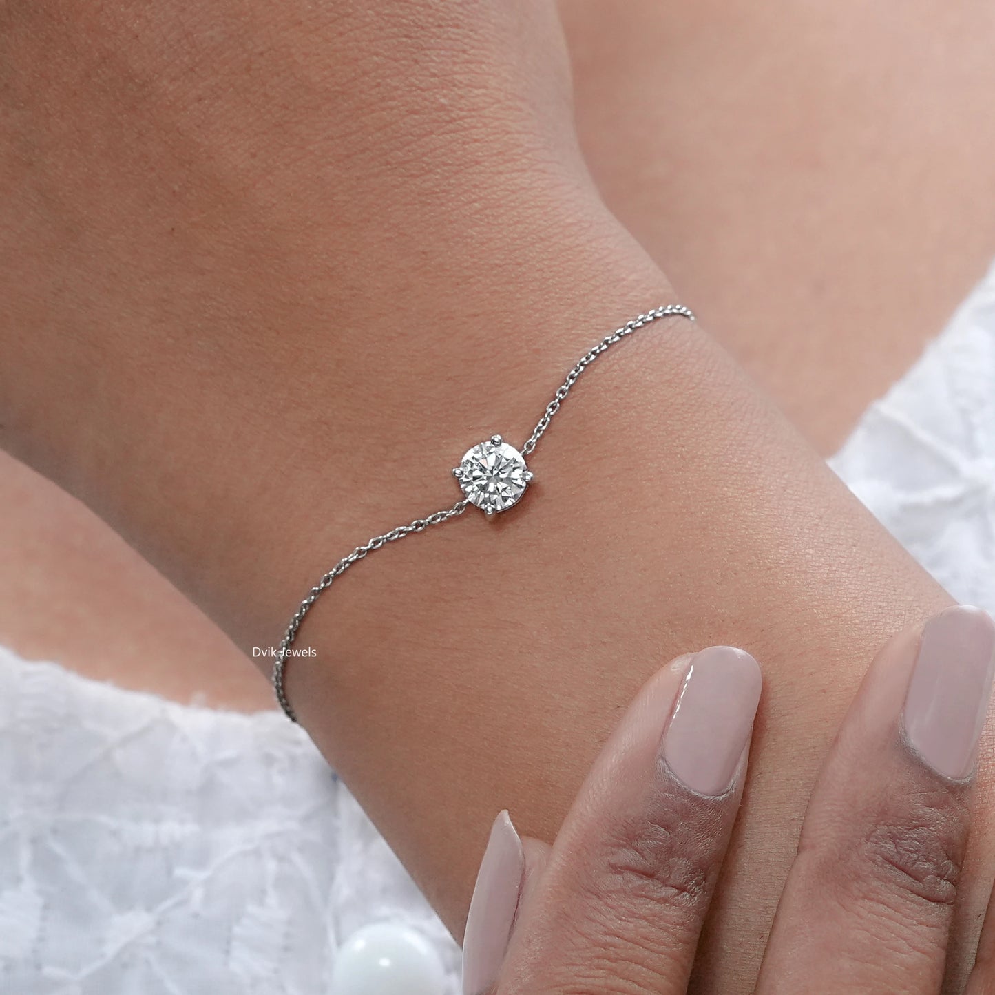 Lab Diamond Round Cut Solitaire Bracelet