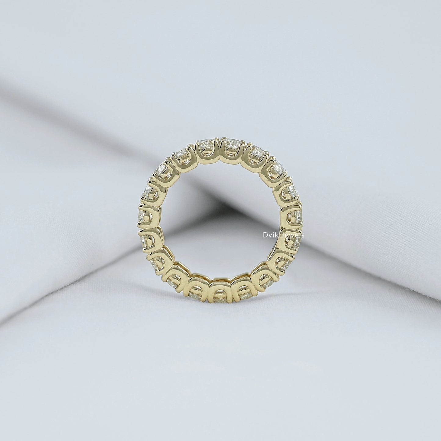 Lab Grown Round Diamond Eternity Band