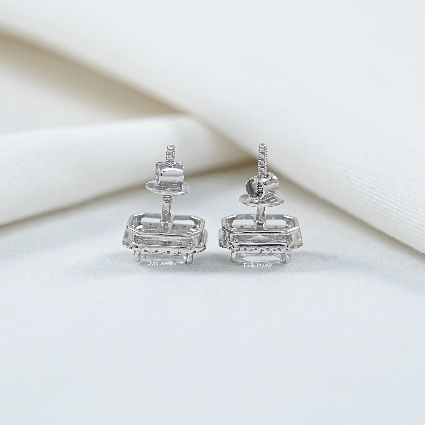 Lab Grown Radiant Cut Diamond Halo Stud