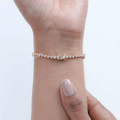 Round Cut Lab Grown Diamond Bezel Bracelet