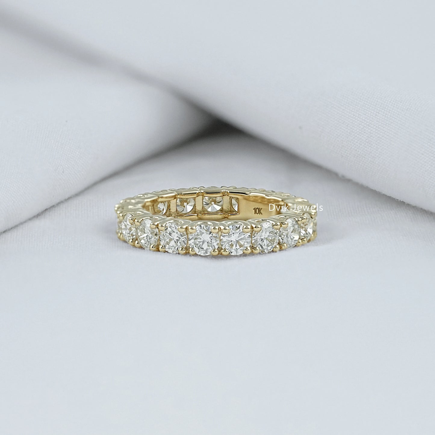 Lab Grown Round Diamond Eternity Band