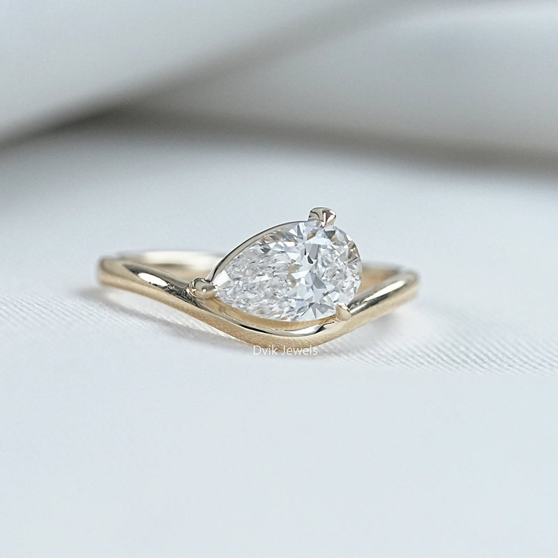 1 Carat Pear Cut Diamond Curved Ring