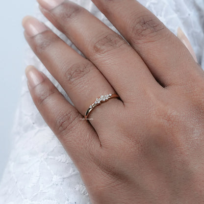 Minimalist Round Diamond Dainty Ring