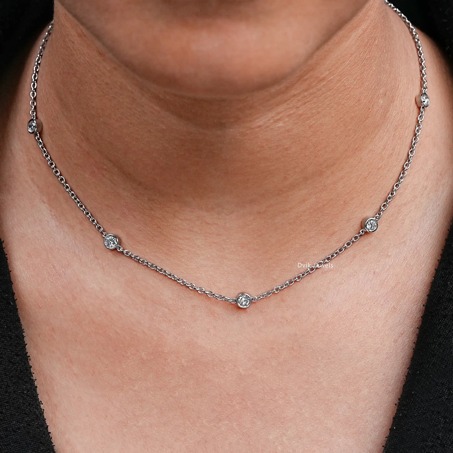 Round Bezel Diamond Chain Necklace