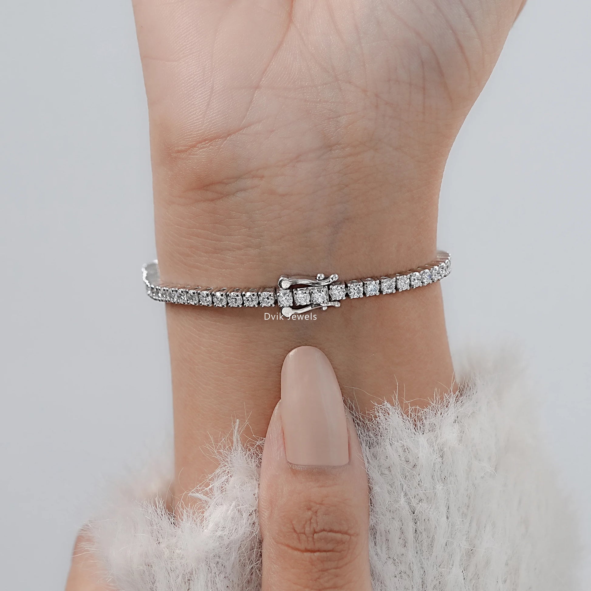 Round Cut Lab Grown Diamond Bracelet Bracelet