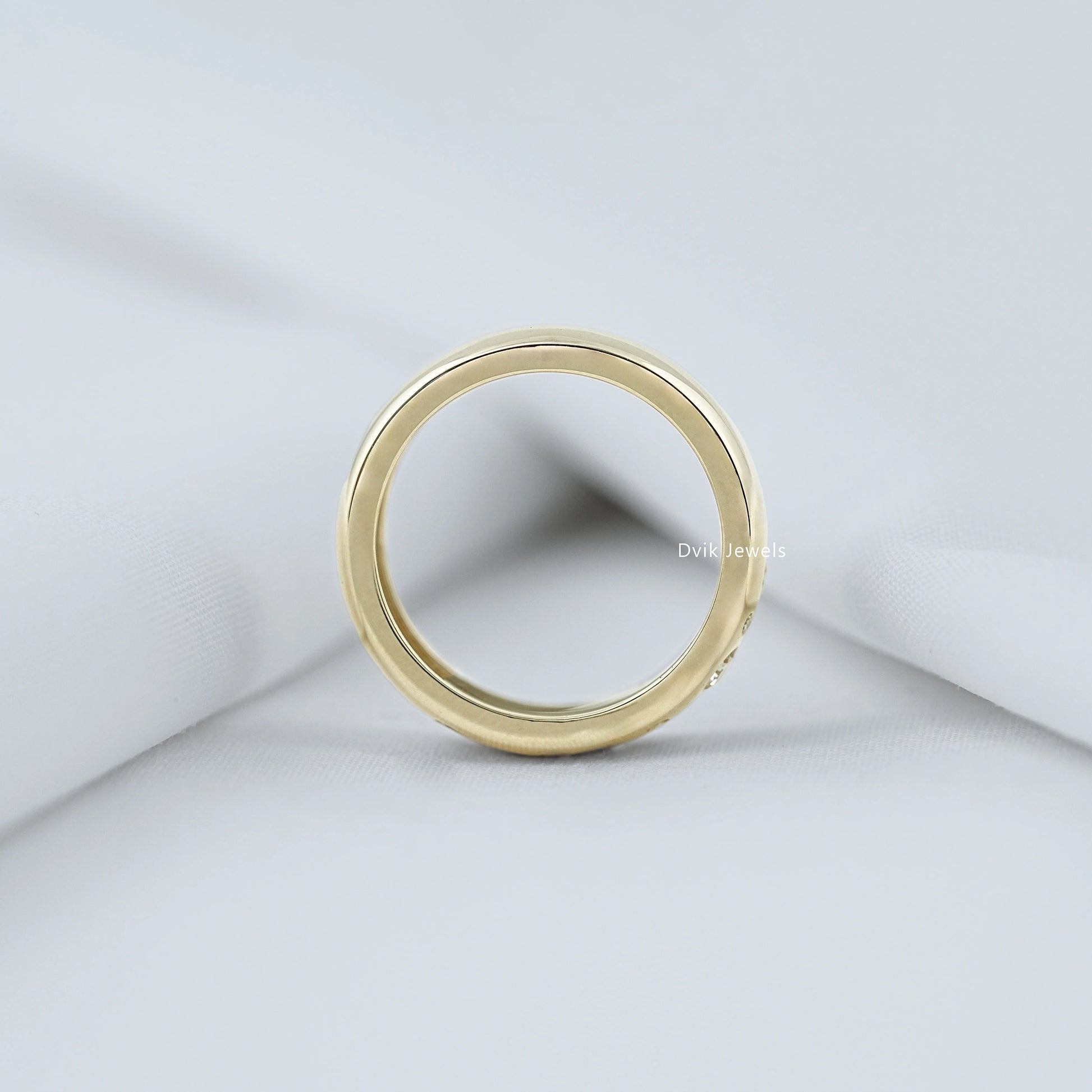 Flush Set Mixed Cut Lab Diamond Scatter Band Band