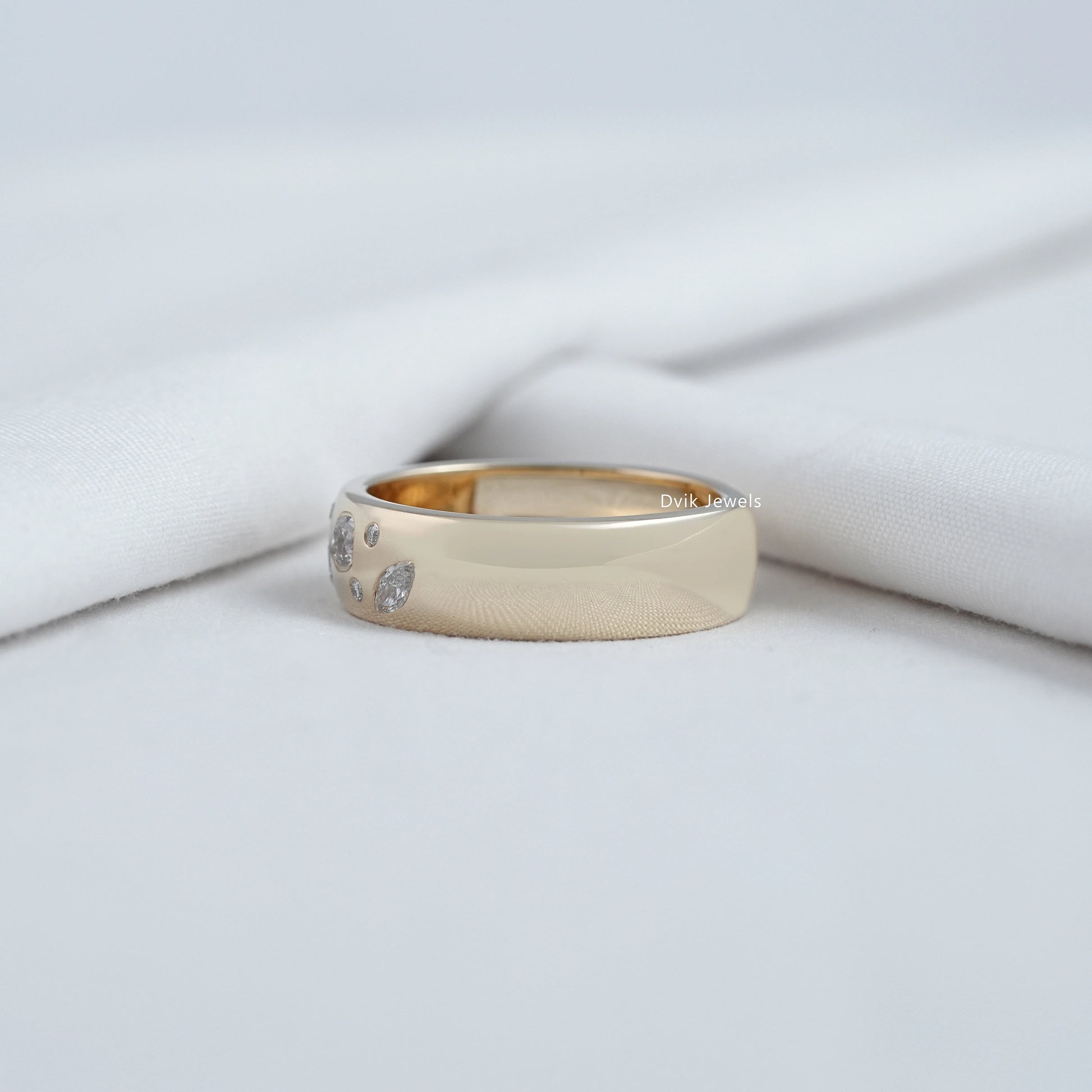 Flush Set Mixed Cut Lab Diamond Scatter Band Band