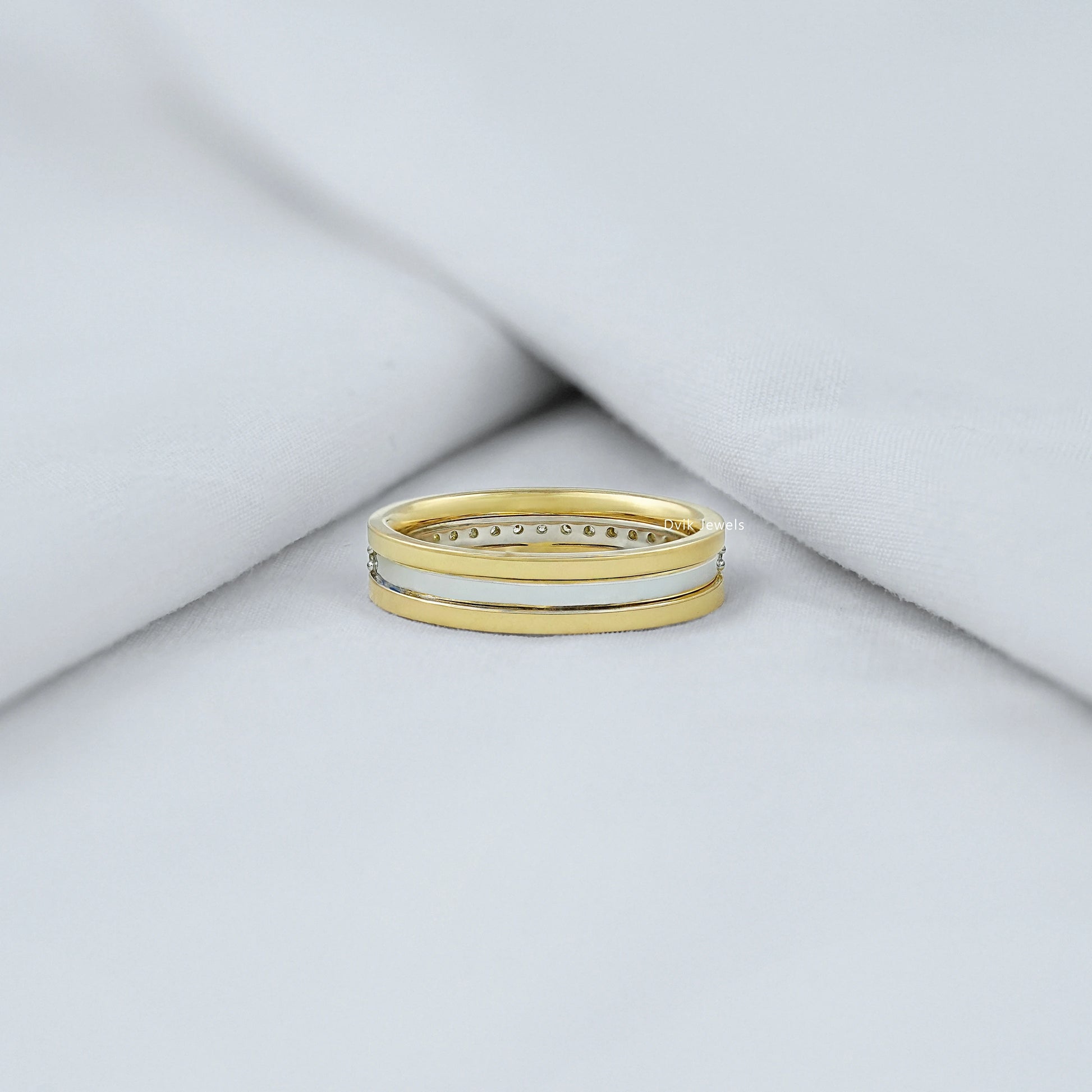 Round Cut Lab Grown Diamond Two Tone Men's Band Band