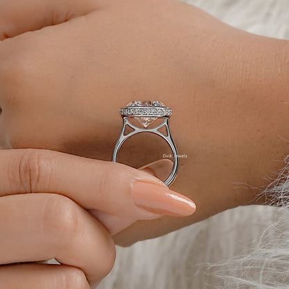 Round Lab Diamond Bezel Set Hidden Halo Solitaire Ring Ring