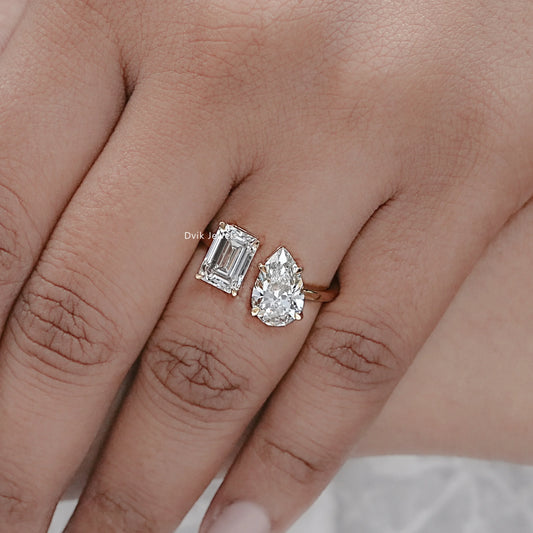 Emerald And Pear Lab Diamond Toi Et Moi Ring