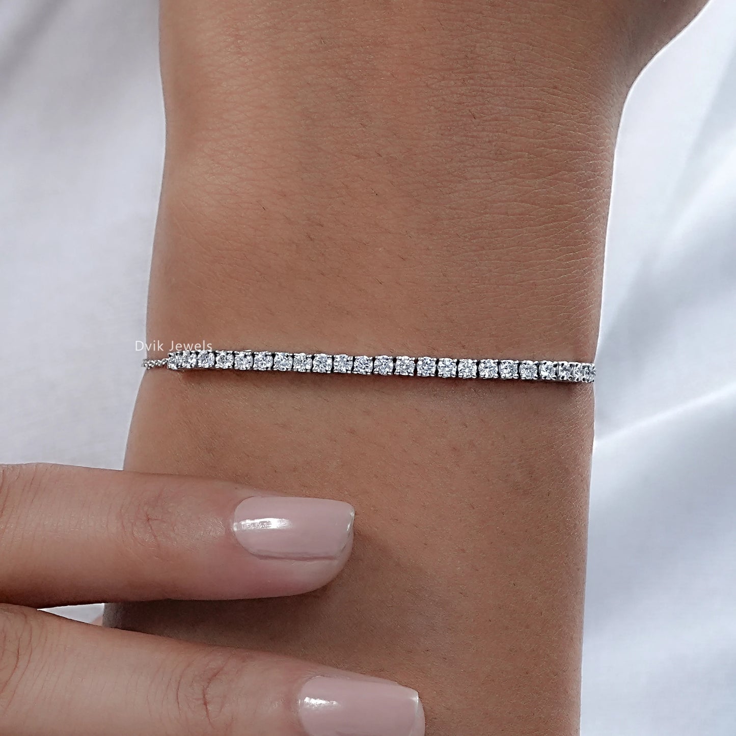 Round Cut Lab Diamond Bar Bracelet