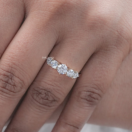 Round And Heart Diamond Five Stone Ring