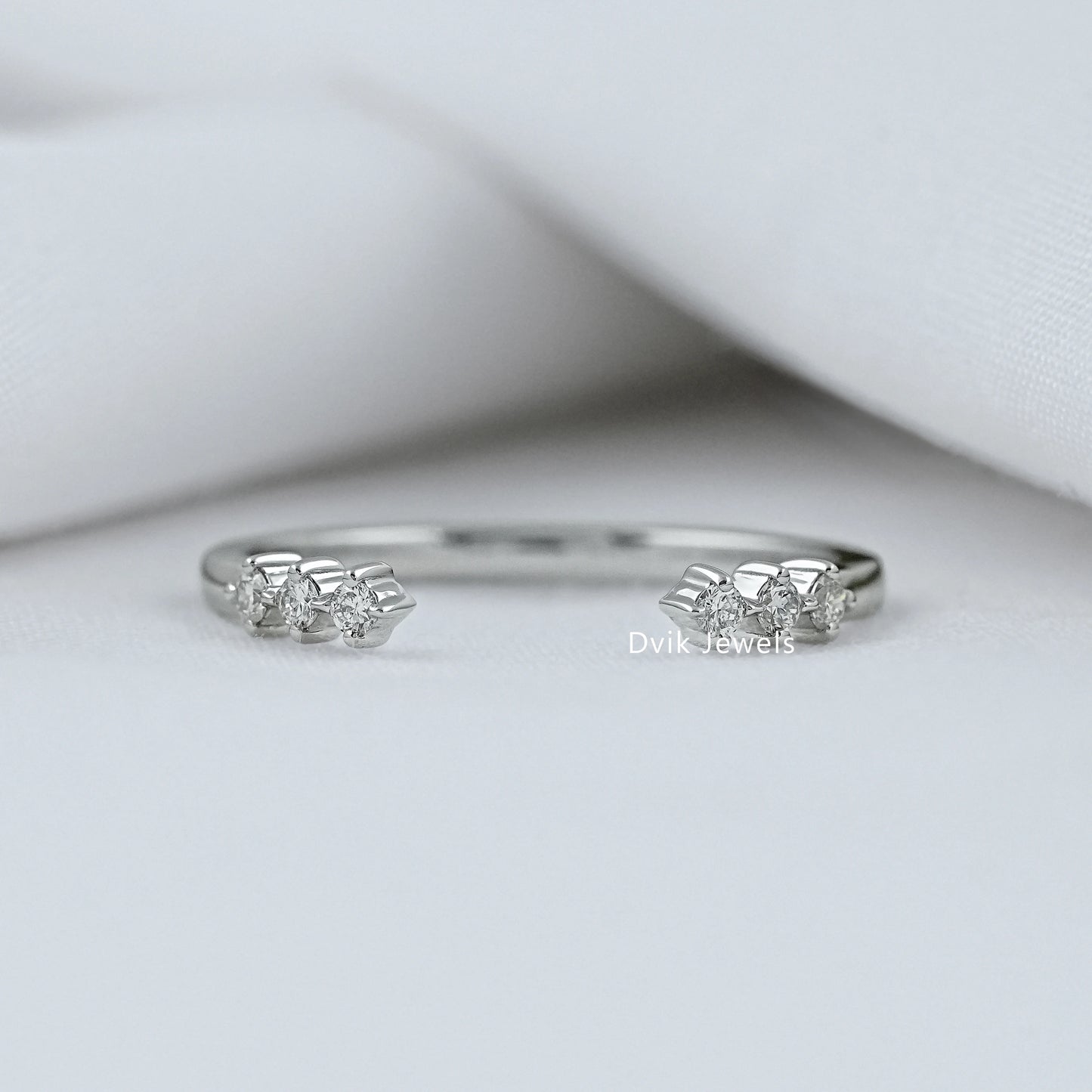 Round Cut Lab Diamond Double Cluster Open Ring Ring