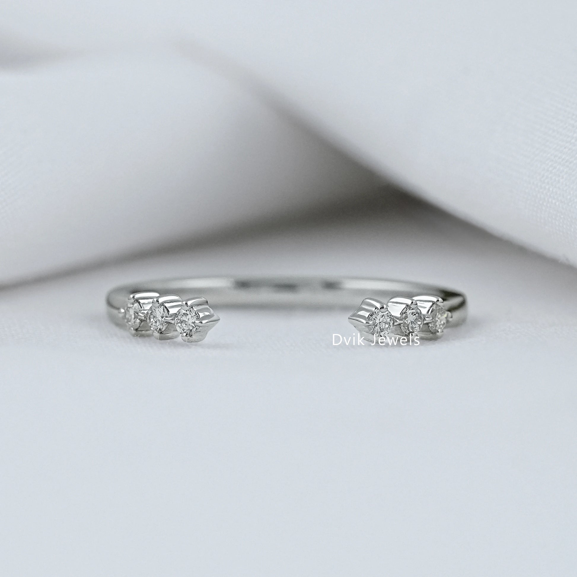 Round Cut Lab Diamond Double Cluster Open Ring Ring