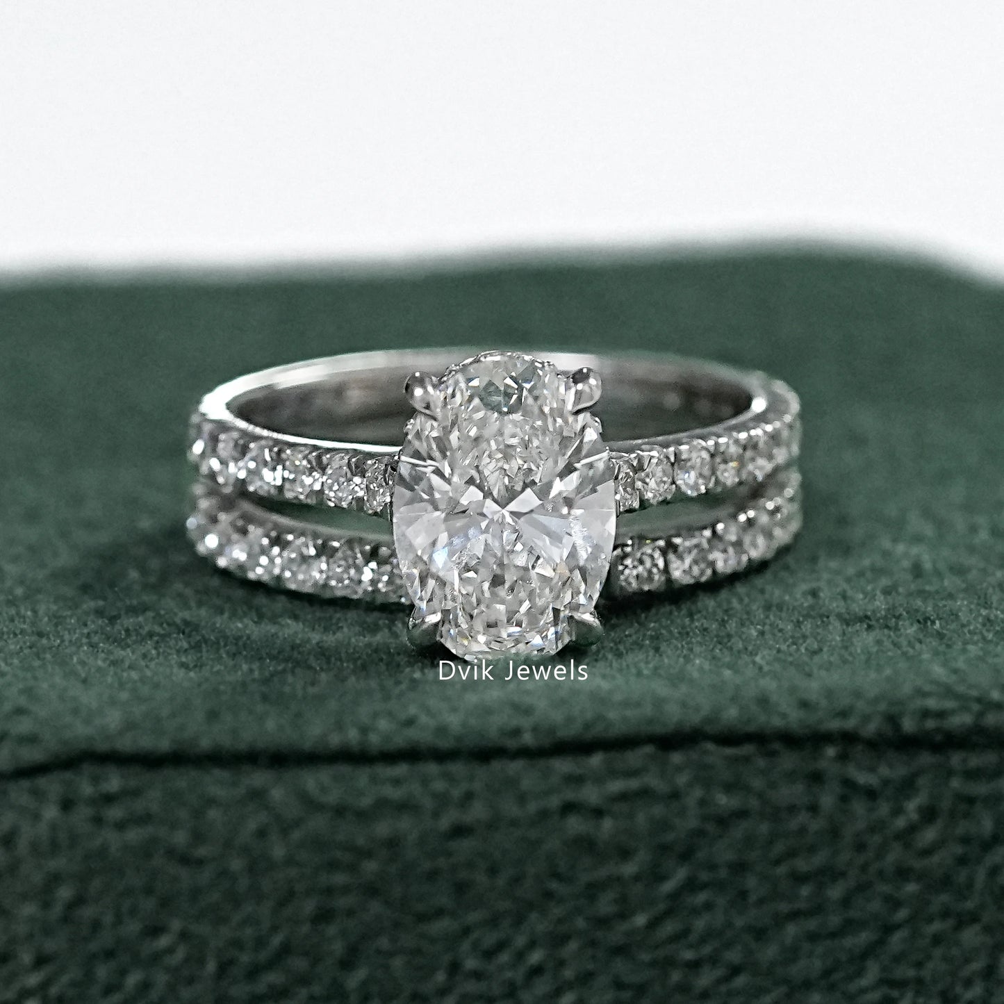 Oval Cut Lab Diamond Bridal Ring Set