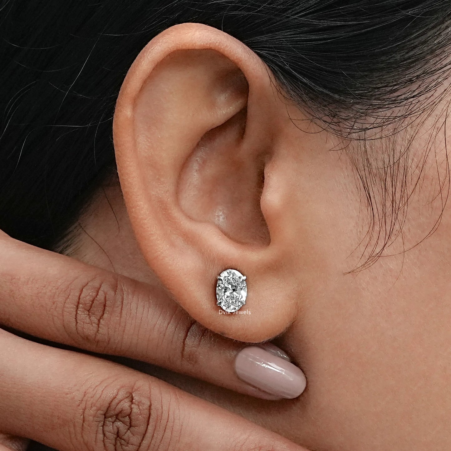 Oval Lab Grown Diamond Stud Earring