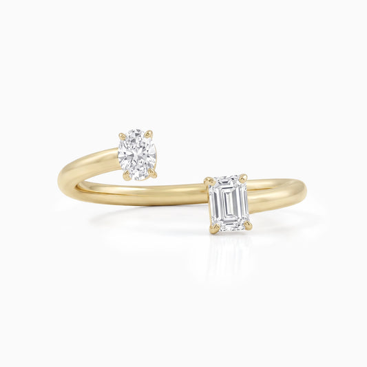 Oval & Emerald Cut Lab Diamond Open Toi et Moi Ring Ring