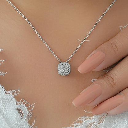 Round Diamond Cluster Halo Pendant Pendant
