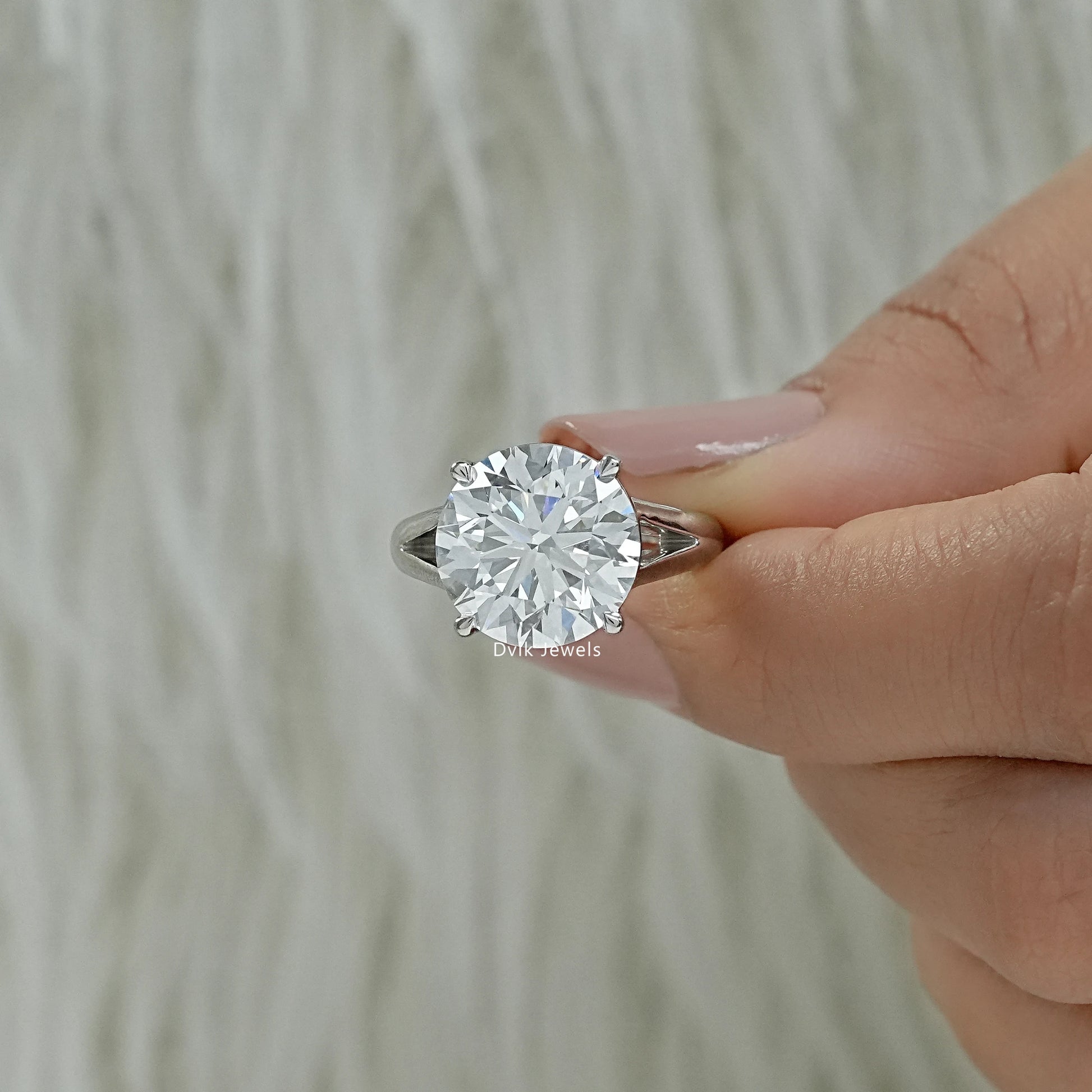 7 carat round diamond engagement ring round lab diamond ring Finger view