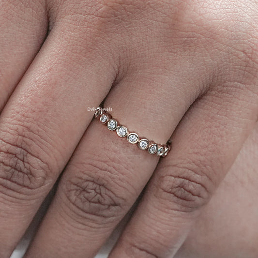 Round Cut Diamond Bezel Set Full Eternity Band