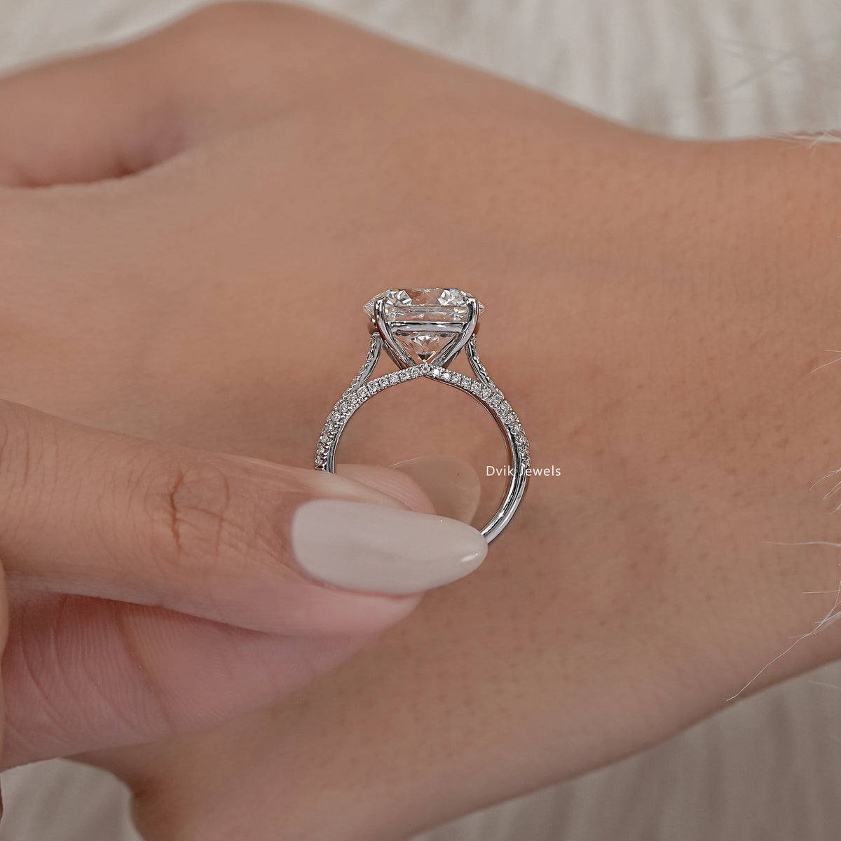 Round Diamond Split Shank Bridge Accent Ring