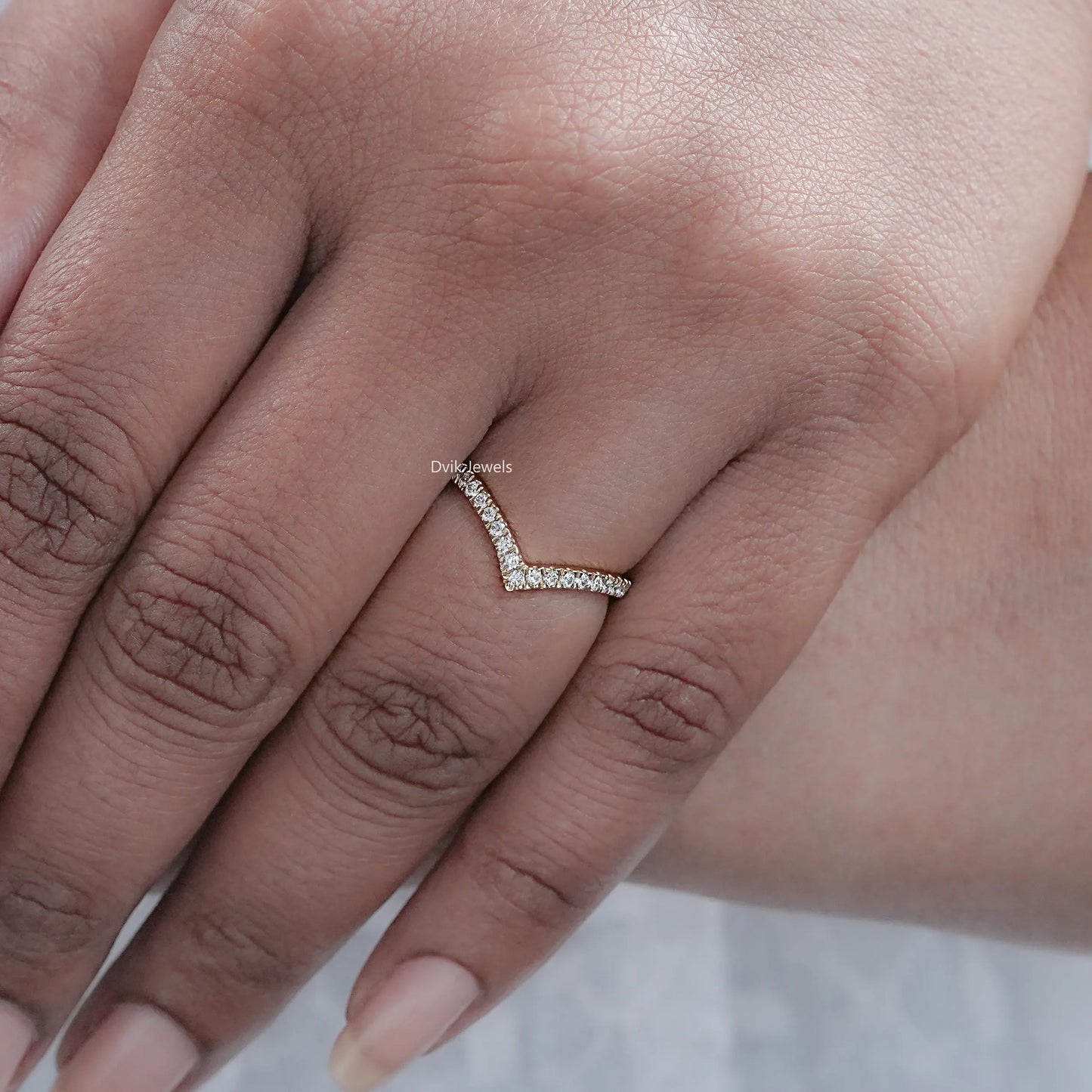 Round Cut Diamond Chevron Promise Ring