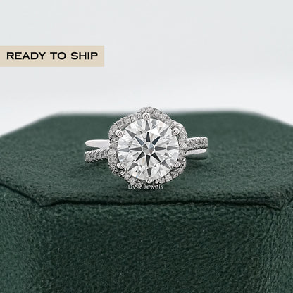 Round Cut Diamond Floral Halo Engagement Ring