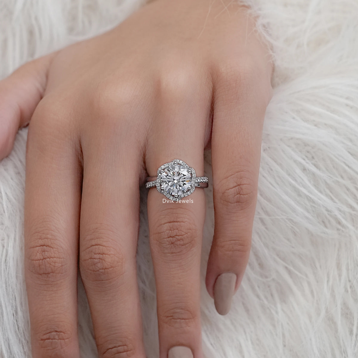 Round Cut Diamond Floral Halo Engagement Ring