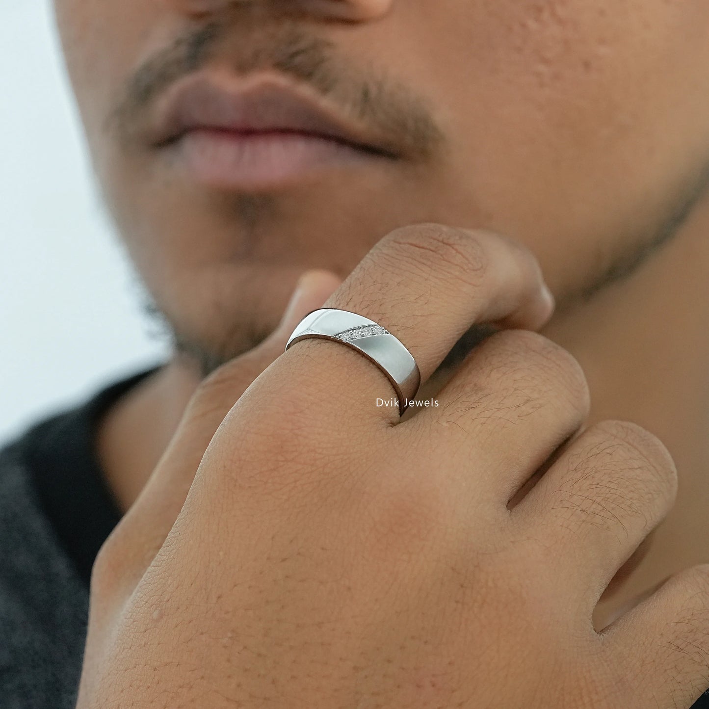 Round Cut Lab Diamond Men's Band