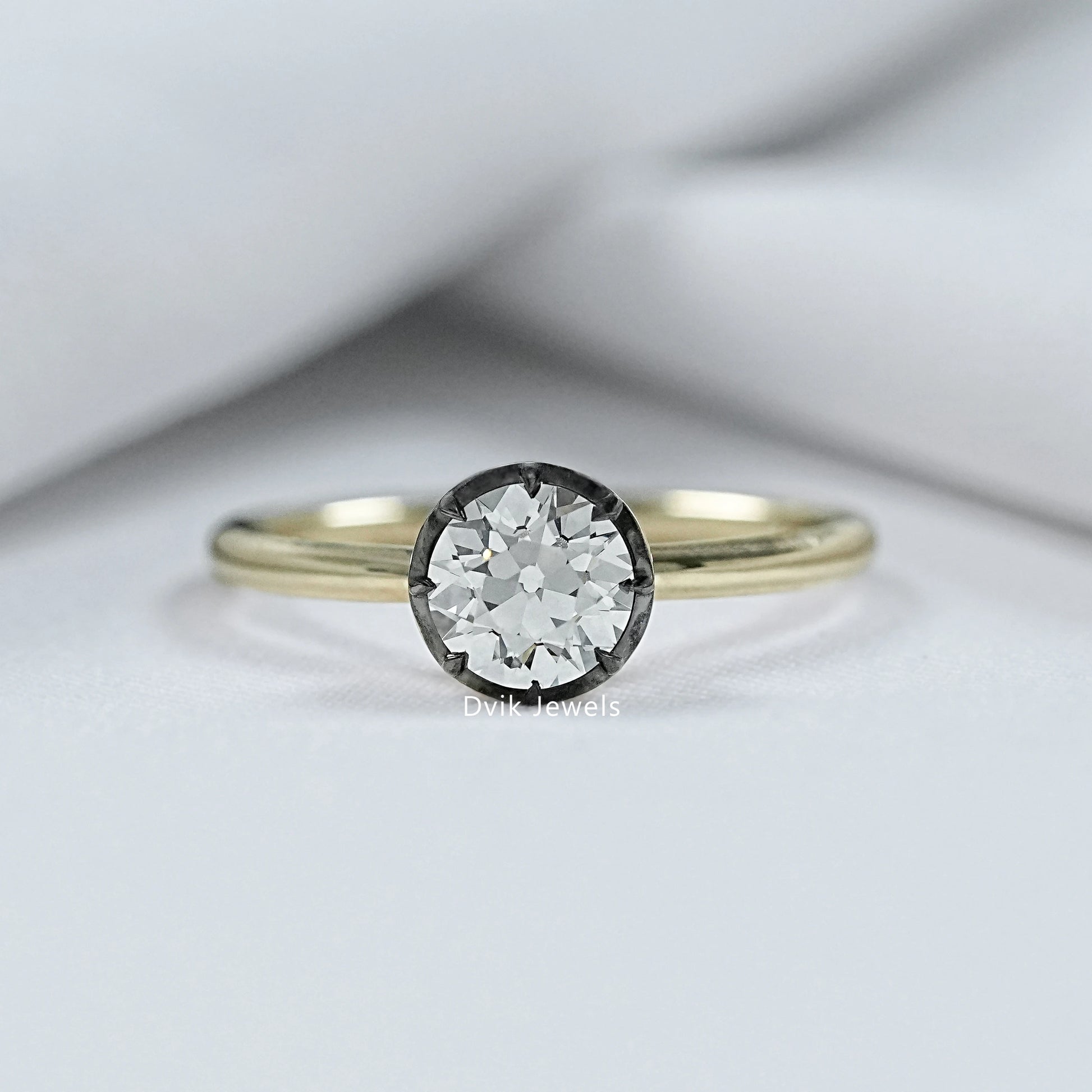 Simple vintage engagement rings in 14k gold with a classic look.