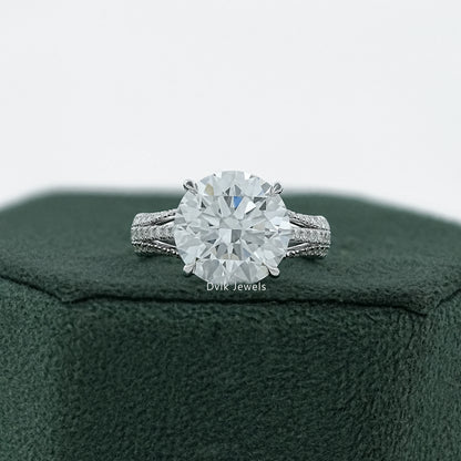 Round Cut Diamond Split Shank Pave Ring