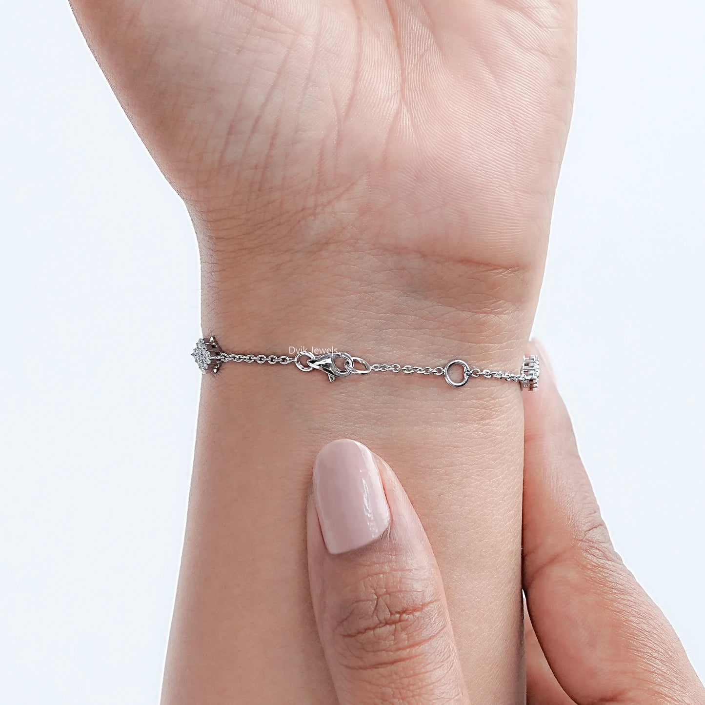 Round Cut Lab Diamond Flower Style Chain Bracelet