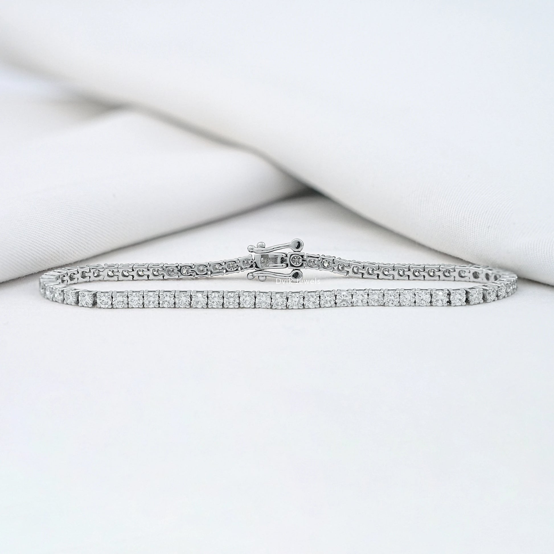 Round Cut Lab Grown Diamond Bracelet Bracelet