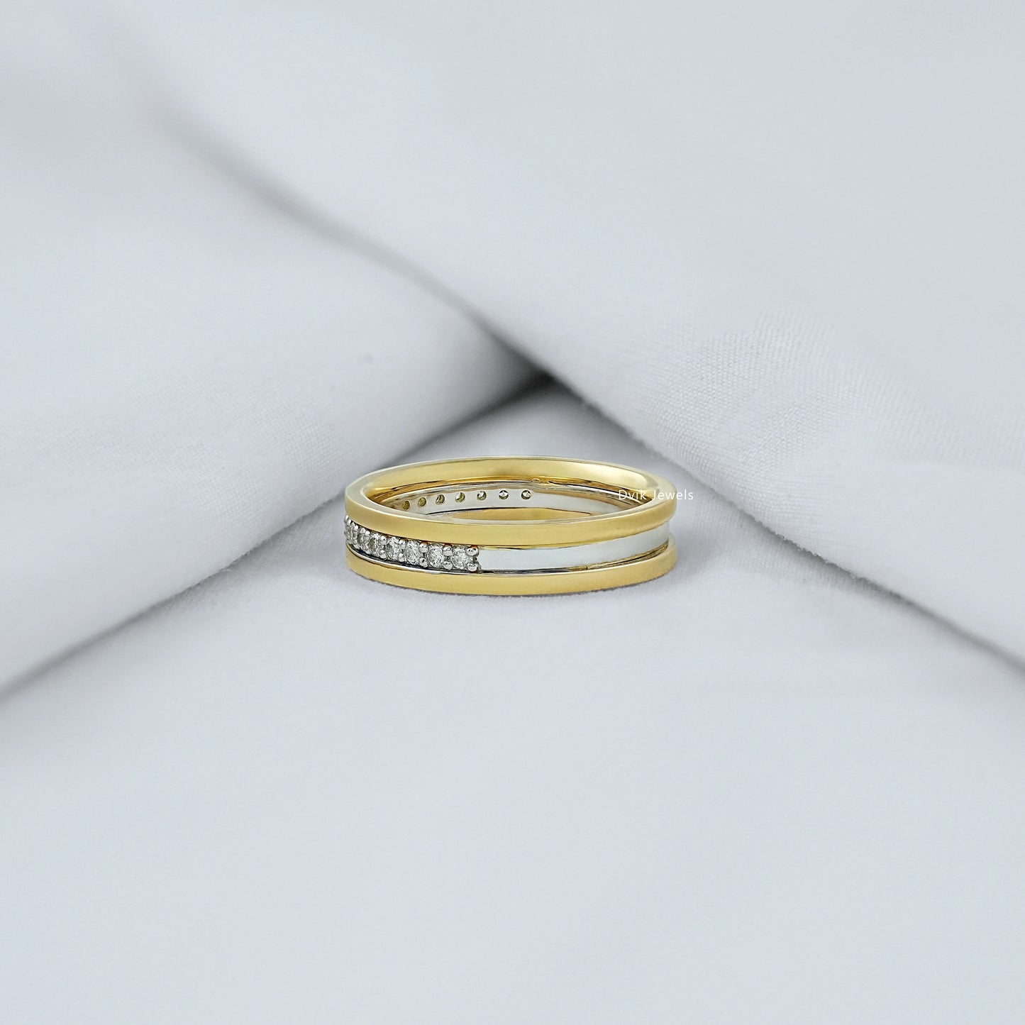 Round Cut Lab Grown Diamond Two Tone Men's Band Band