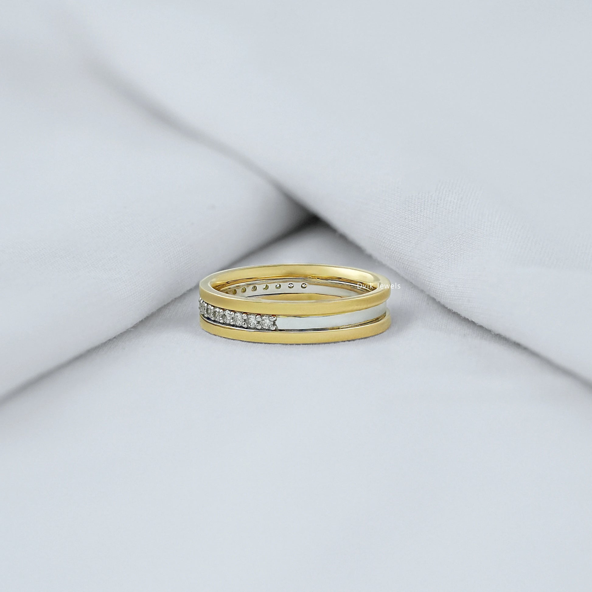 Round Cut Lab Grown Diamond Two Tone Men's Band Band