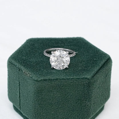 8 CT Round Cut Lab Grown Diamond Accent Set Ring
