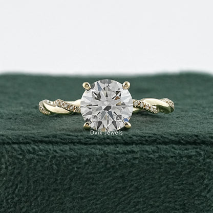 Round Cut Solitaire Engagement Ring with Twisted Diamond Band