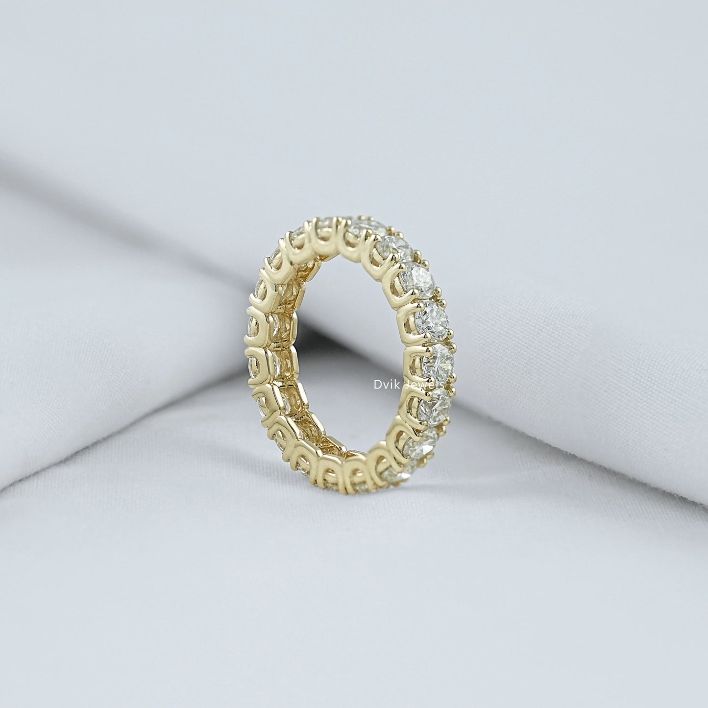 Lab Grown Round Diamond Eternity Band