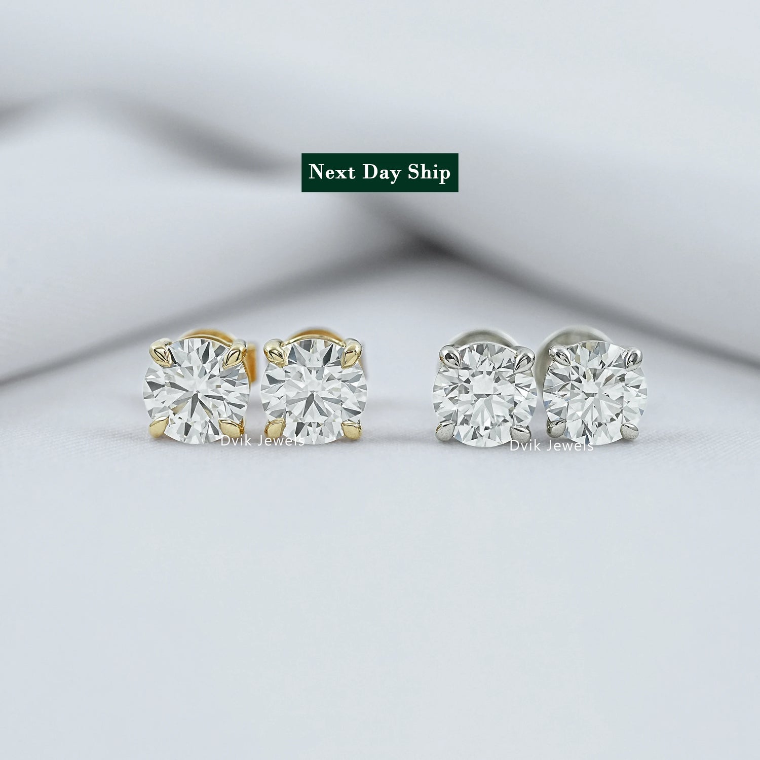 Lab Grown Round Diamond Stud Earrings Earrings