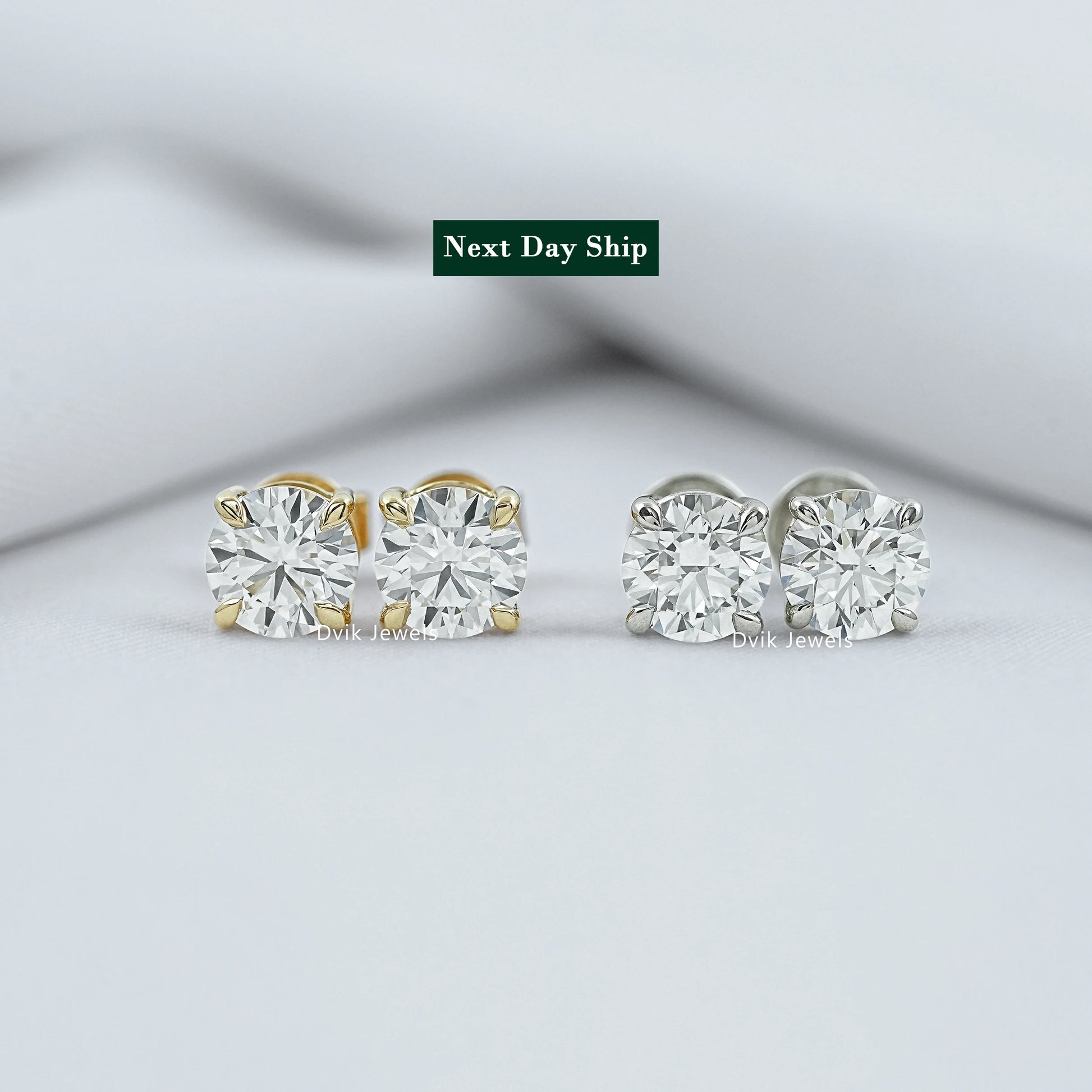 Lab Grown Round Diamond Stud Earrings Earrings