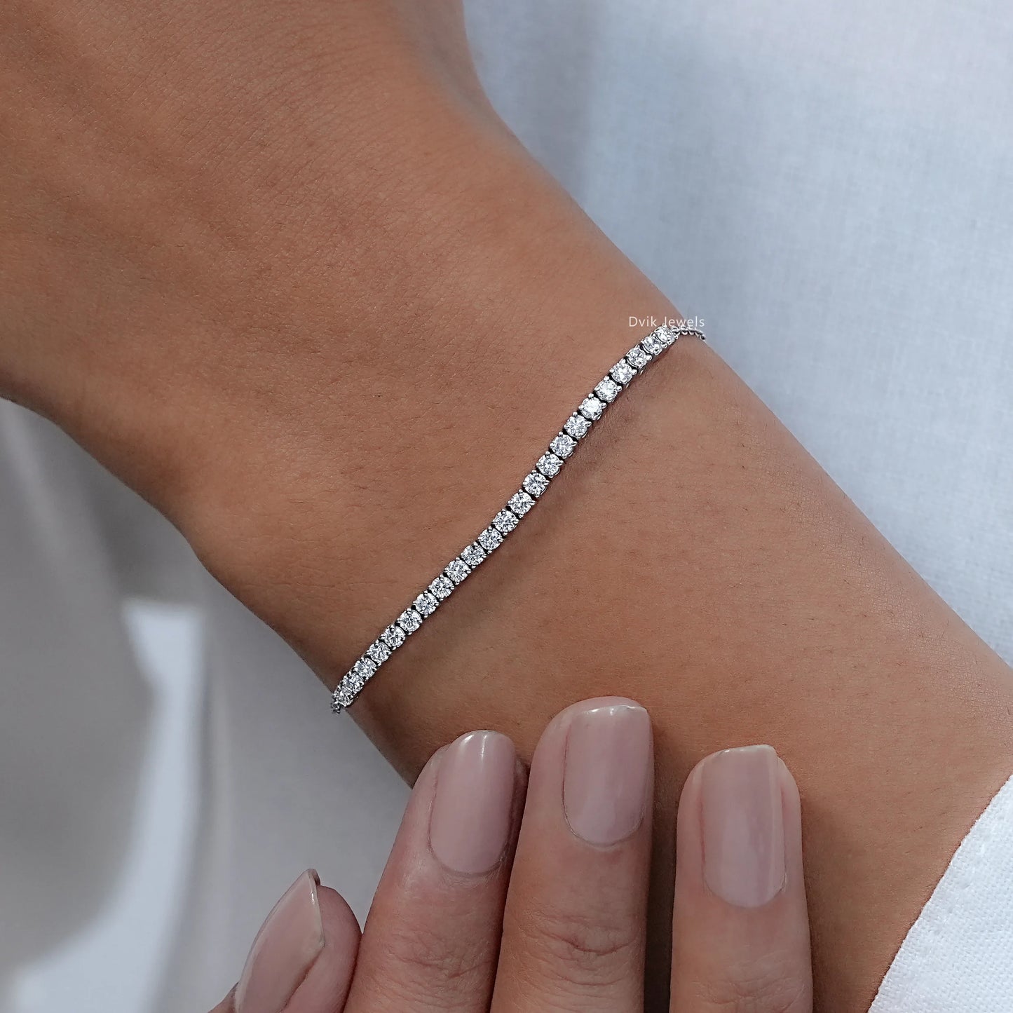 Round Cut Lab Diamond Bar Bracelet