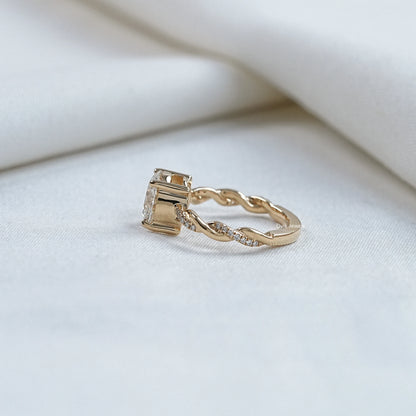Twisted Round Lab Diamond Wedding Ring